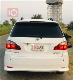 تۆیۆتا ئیپسەم